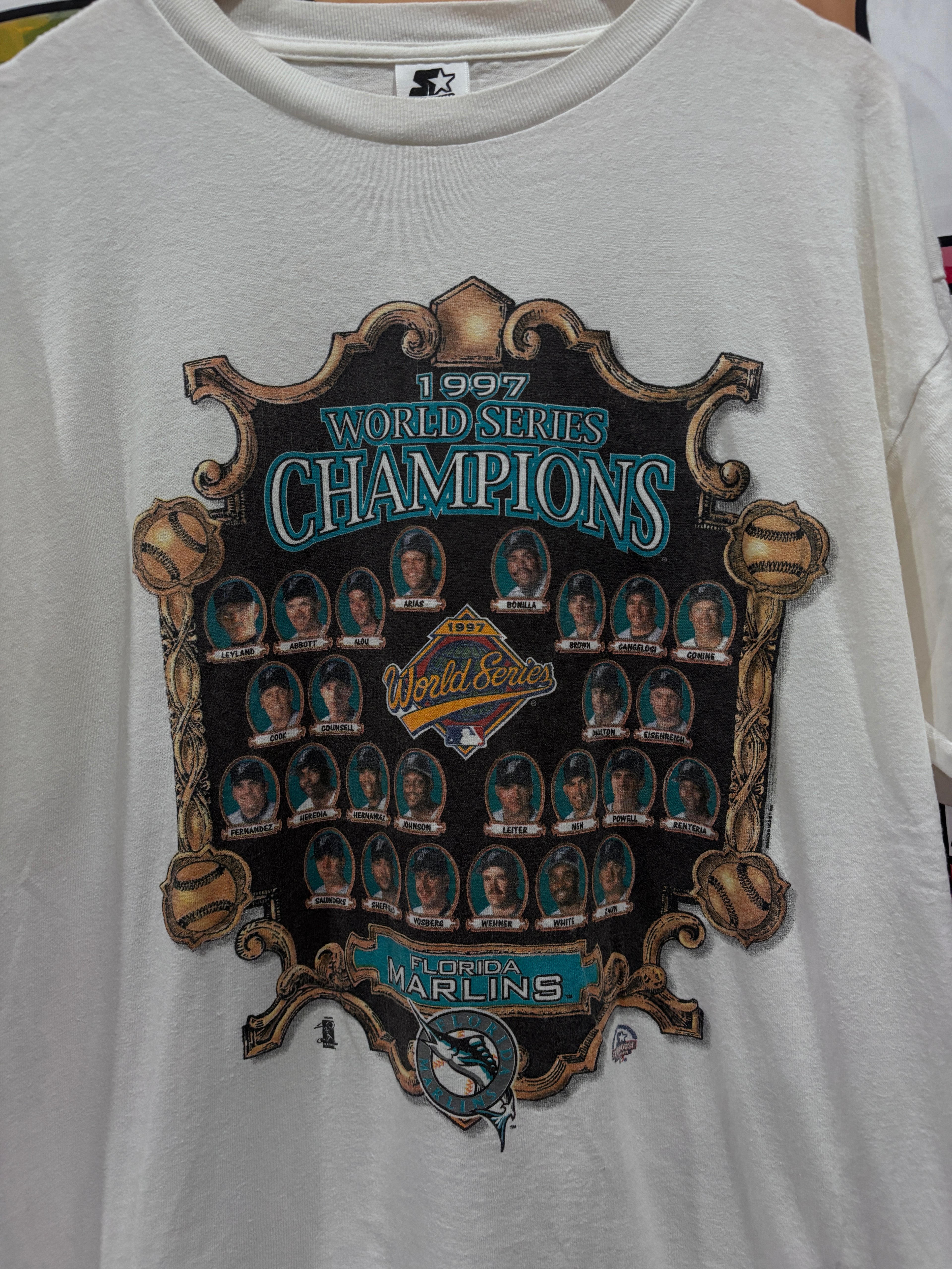 Vintage 1997 Florida Marlins Starer Roster T shirt